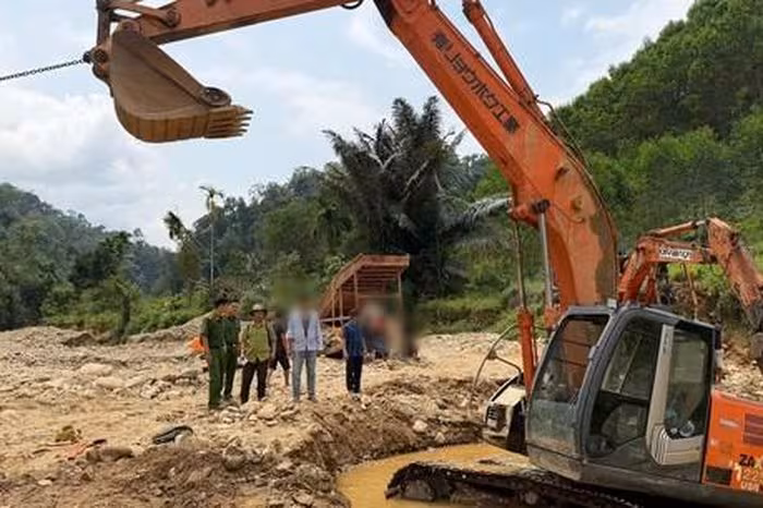 Đà Nẵng: Triệt phá đường dây khai thác vàng trái phép quy mô lớn