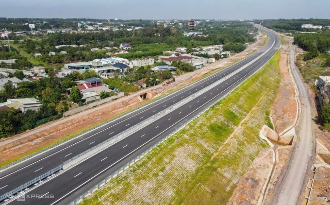 Toàn cảnh đoạn cao tốc Biên Hòa - Vũng Tàu chuẩn bị đưa vào vận hành tạm thời.