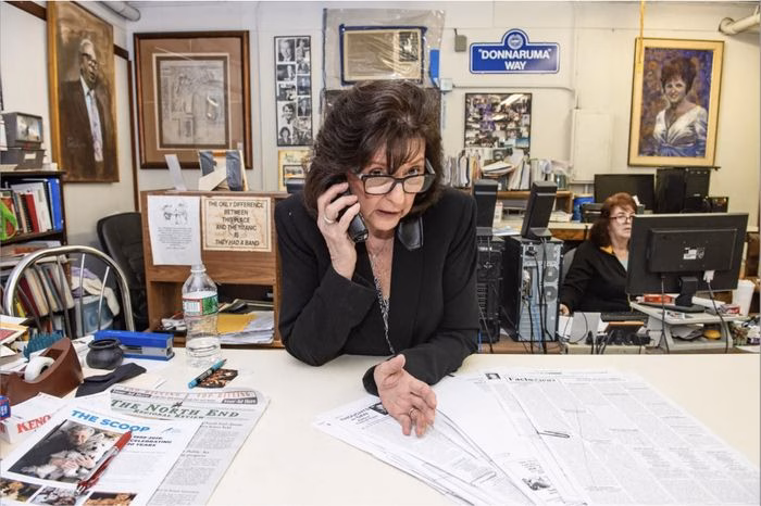 Bà Pamela Donnaruma, chủ bút kiêm tổng biên tập tờ Boston Post-Gazette - tờ báo tuần của cộng đồng người Mỹ gốc Ý. Ảnh: The New Yorker